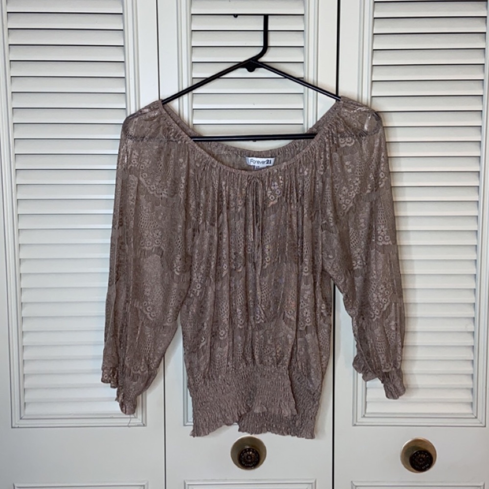 🌷Forever 21 Lace 3/4 Elbow Length Sleeve Nude/Tan Ruched Blouse Size Small